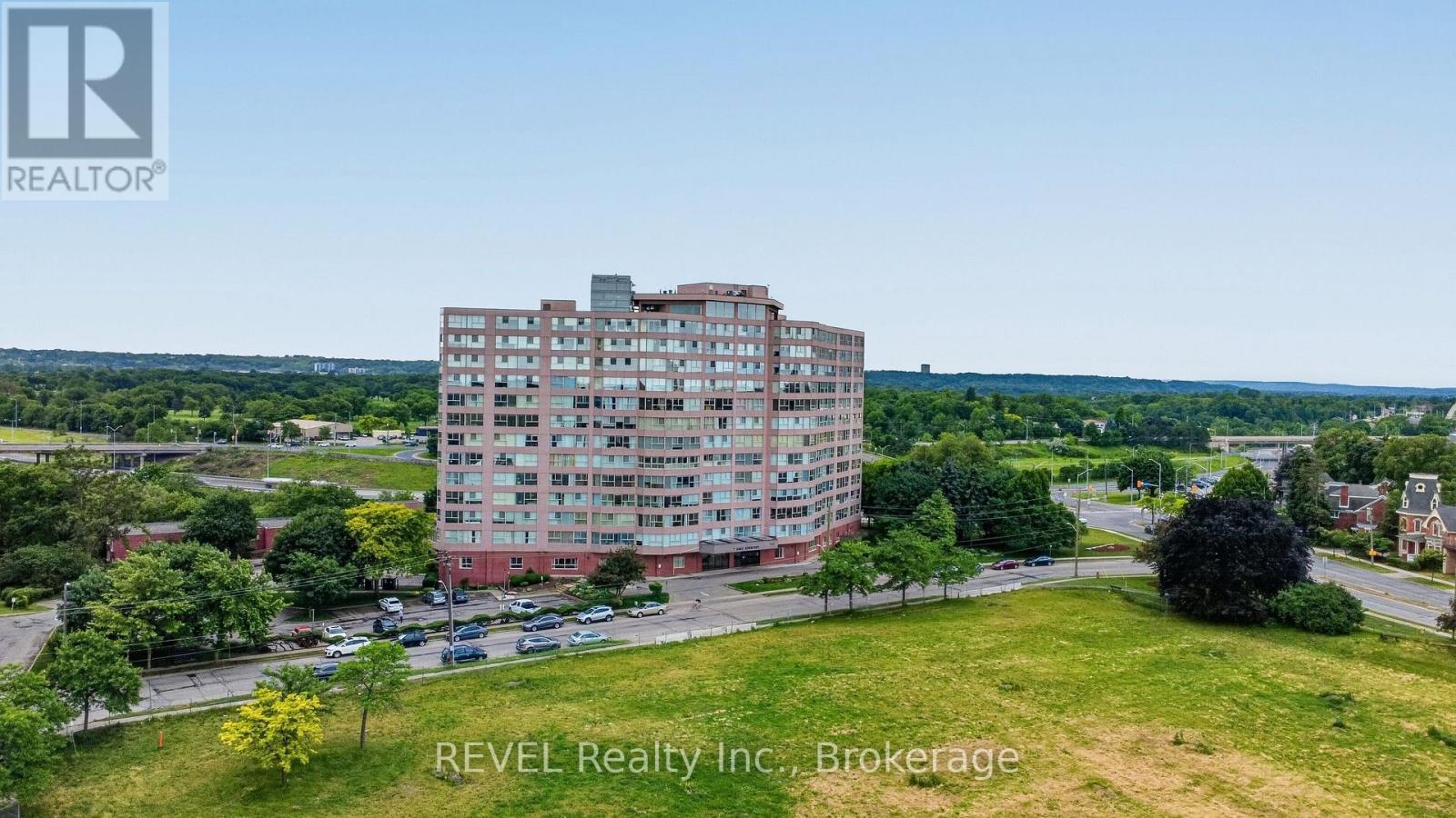 207 - 7 Gale Crescent, St. Catharines, Ontario  L2R 7M8 - Photo 3 - X13453838