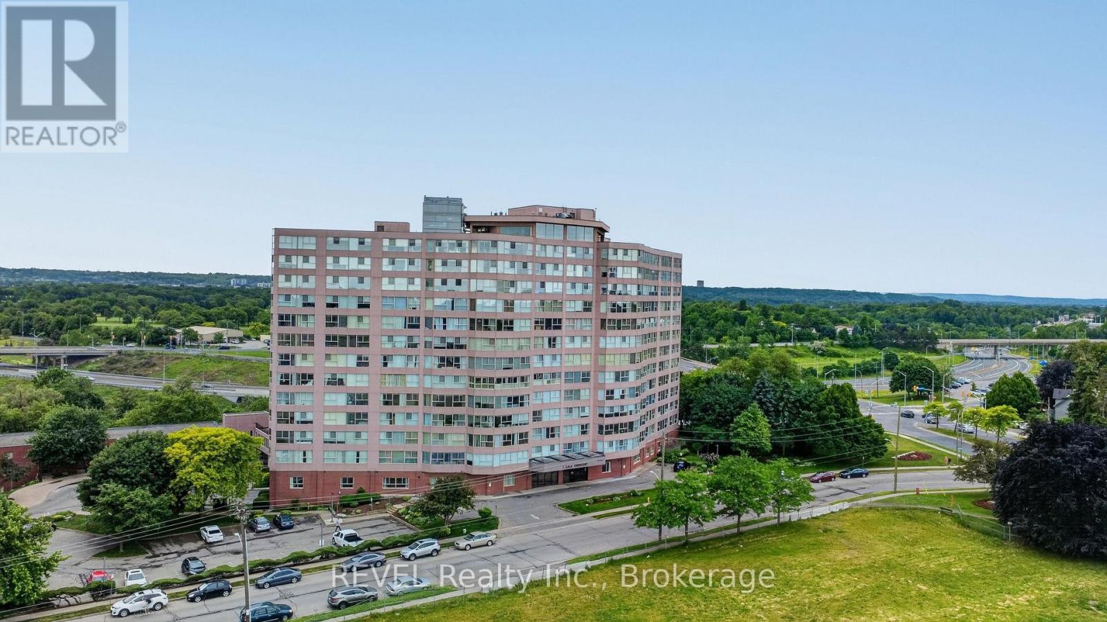 207 - 7 Gale Crescent, St. Catharines, Ontario  L2R 7M8 - Photo 4 - X13453838