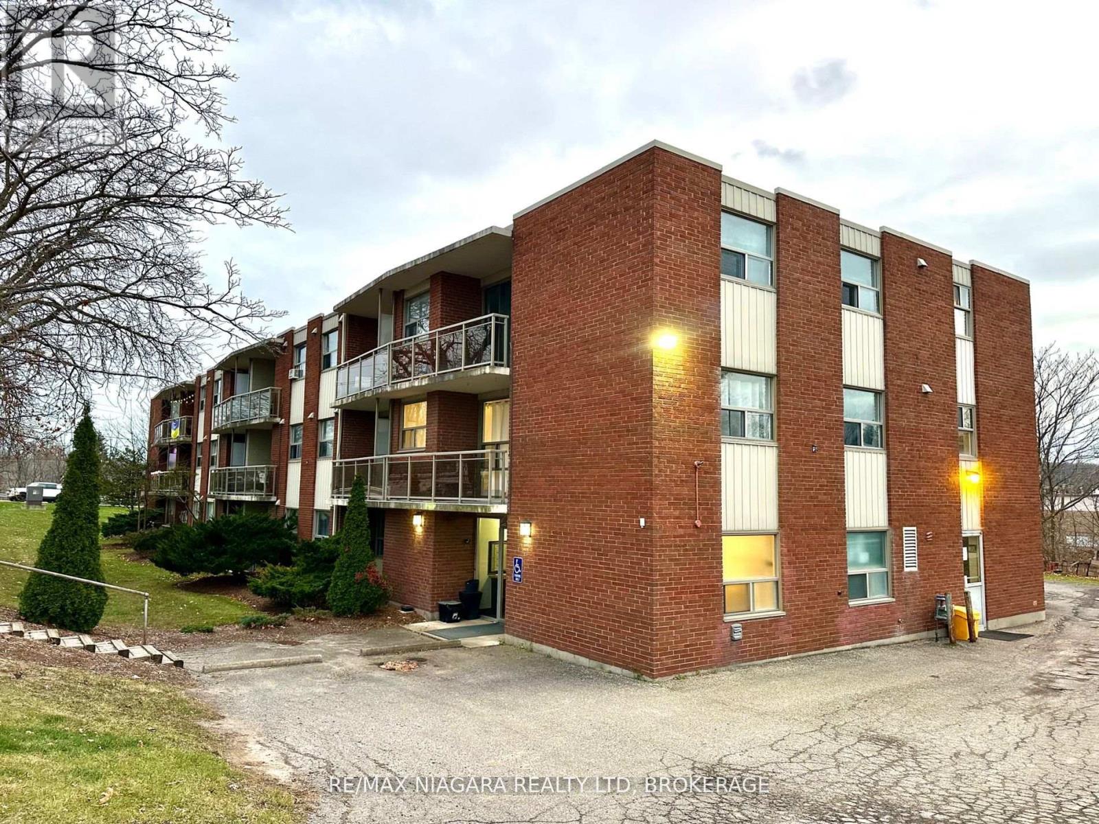 205 - 7 RIVERVIEW BOULEVARD, St. Catharines, Ontario