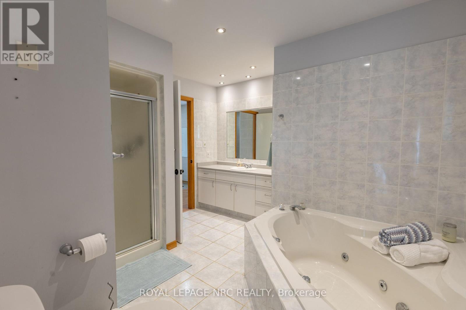 1444 Allanport Road, Thorold, Ontario  L0S 1K0 - Photo 19 - X13454218