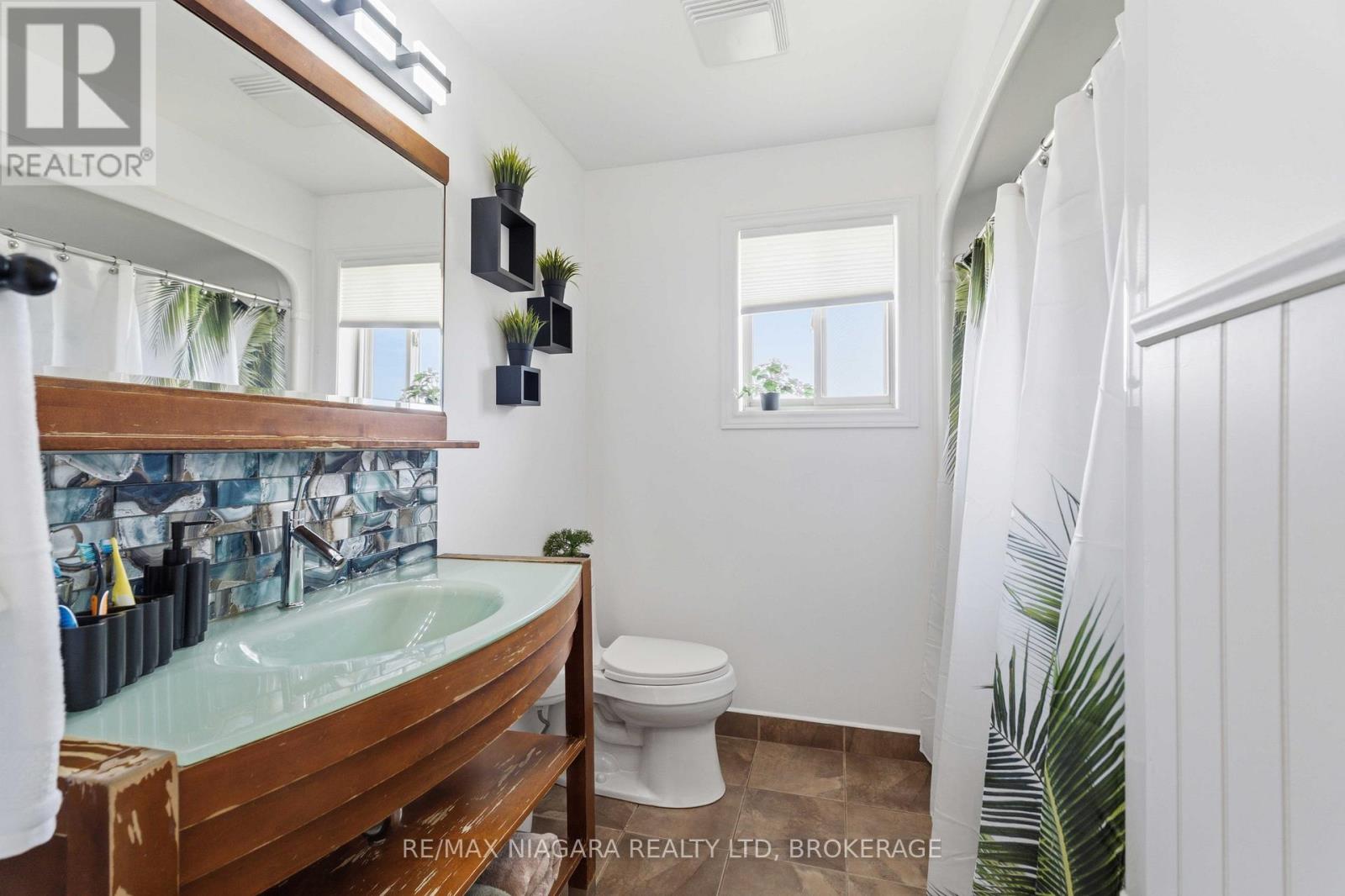 661 Carl Road, Thorold, Ontario  L0S 1K0 - Photo 12 - X13454338