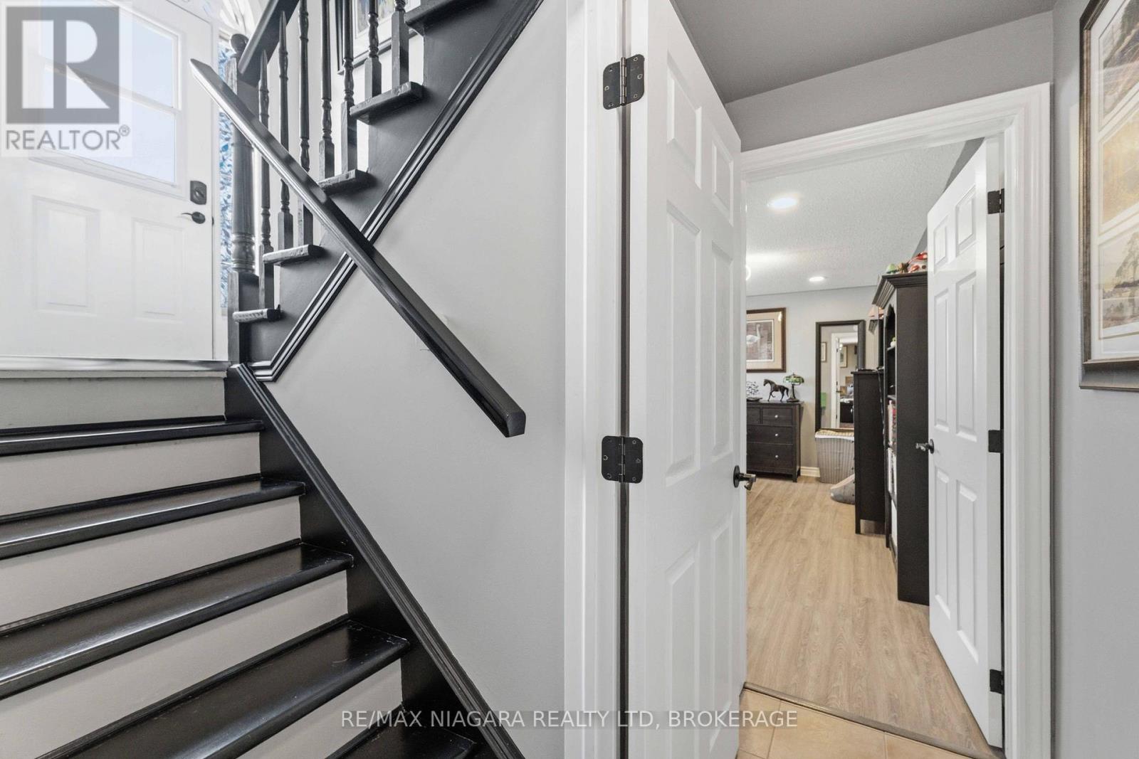 661 Carl Road, Thorold, Ontario  L0S 1K0 - Photo 20 - X13454338