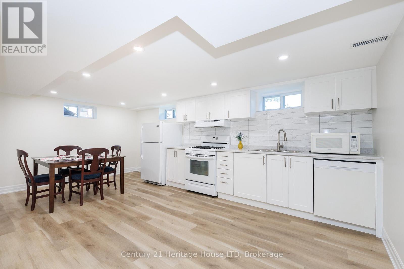 37 Coronation Boulevard, St. Catharines, Ontario  L2S 2V2 - Photo 15 - X13454350
