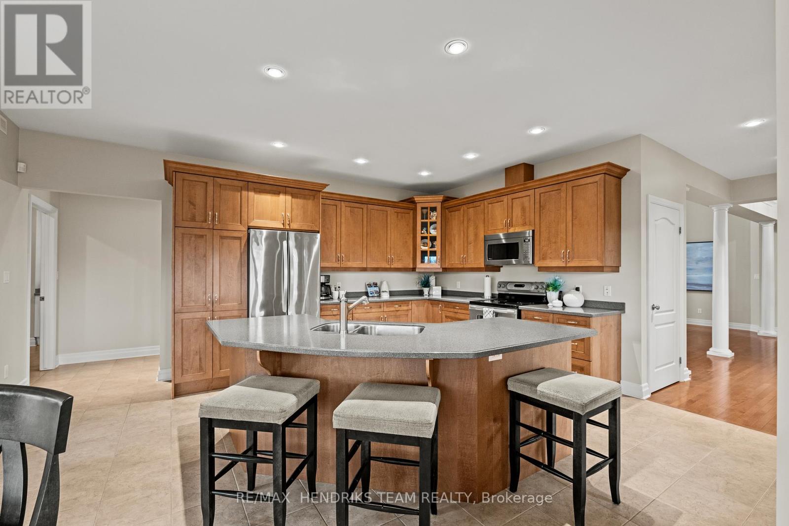 5045 Michener Road, Fort Erie, Ontario  L0S 1R0 - Photo 20 - X13454858