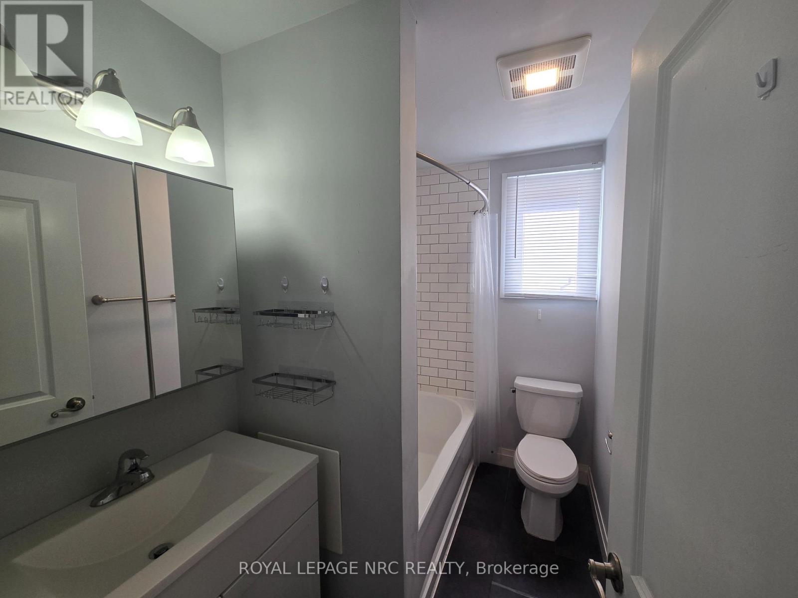Main - 271 Emerick Avenue, Fort Erie, Ontario  L2A 2W4 - Photo 9 - X13454952
