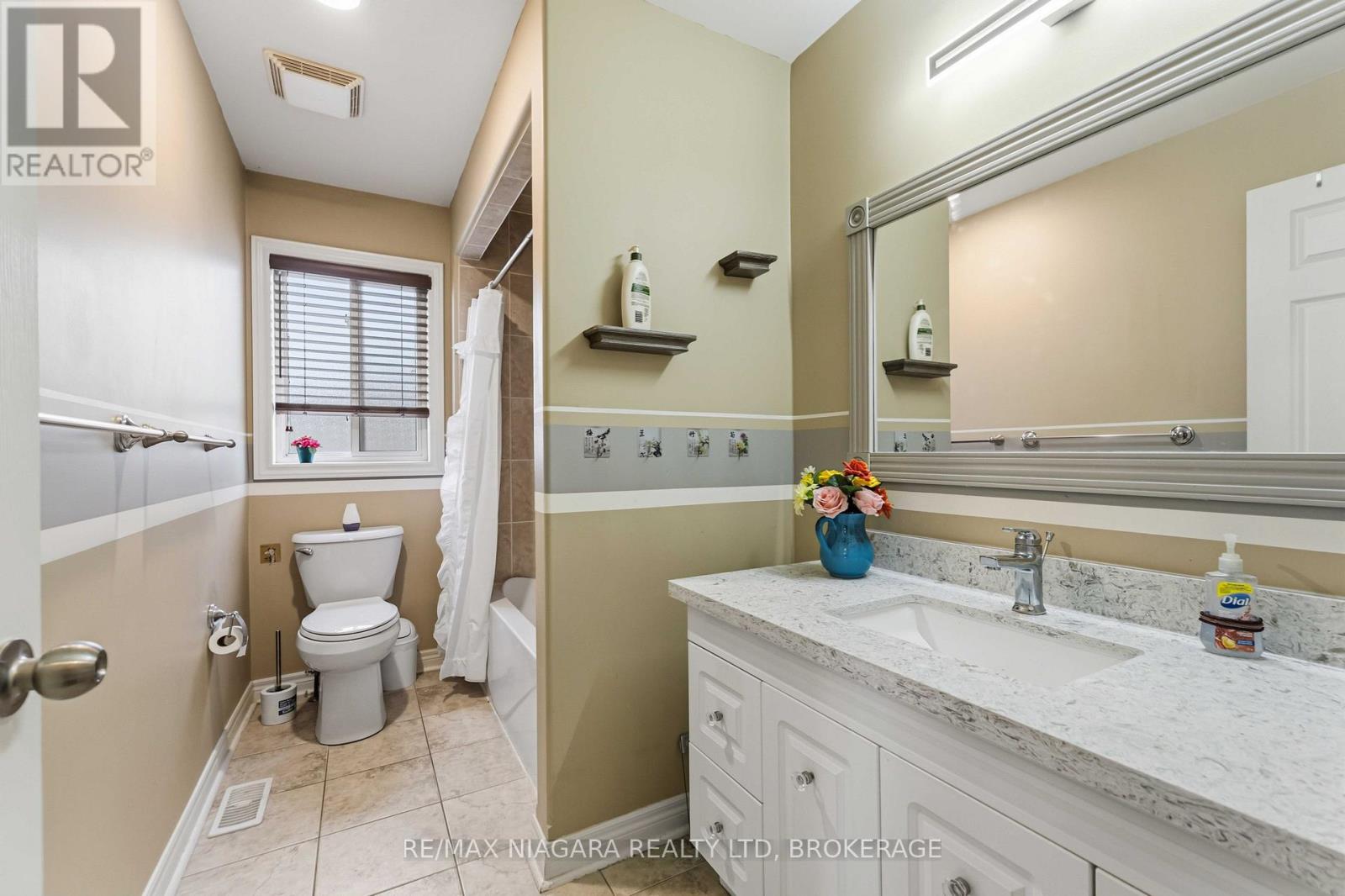 8340 Racey Avenue, Niagara Falls, Ontario  L2H 3M7 - Photo 8 - X13456808