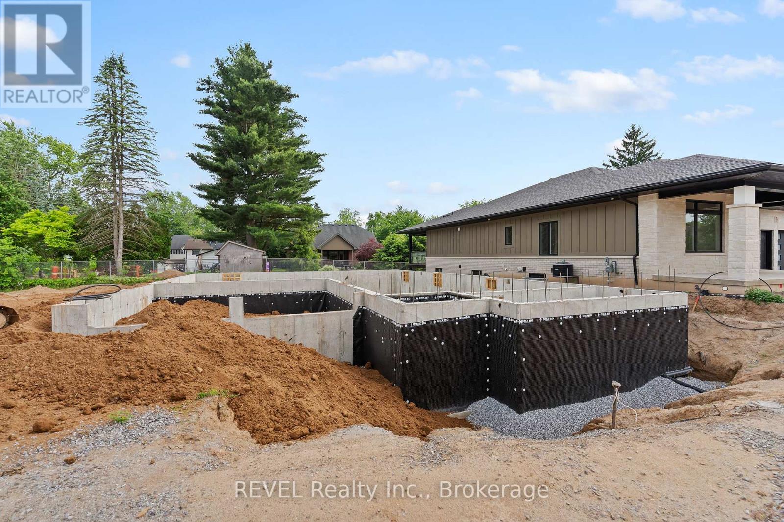 23 Accursi Crescent, Pelham, Ontario  L0S 1E4 - Photo 3 - X13457316