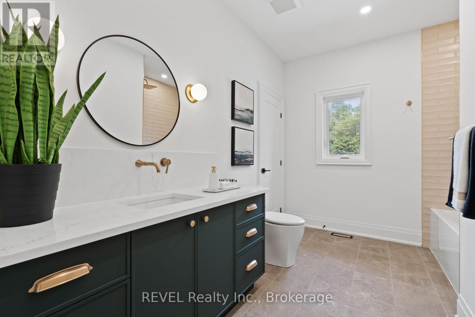 23 Accursi Crescent, Pelham, Ontario  L0S 1E4 - Photo 32 - X13457316