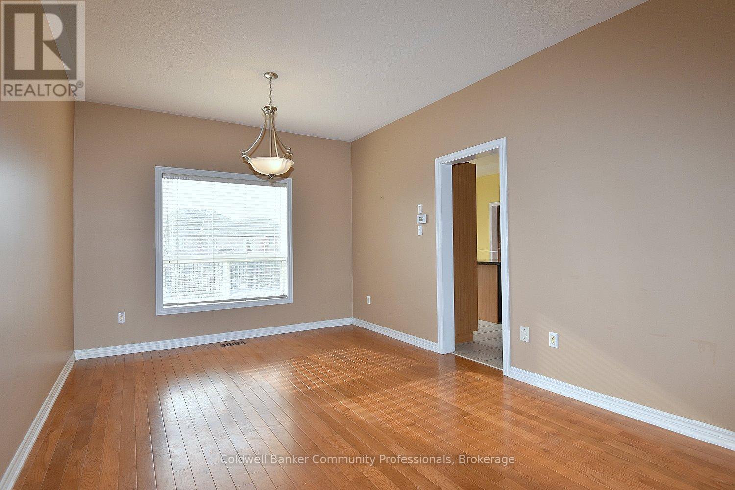 50 Winegarden Trail, Hamilton, Ontario  L9H 7M2 - Photo 11 - X13458024