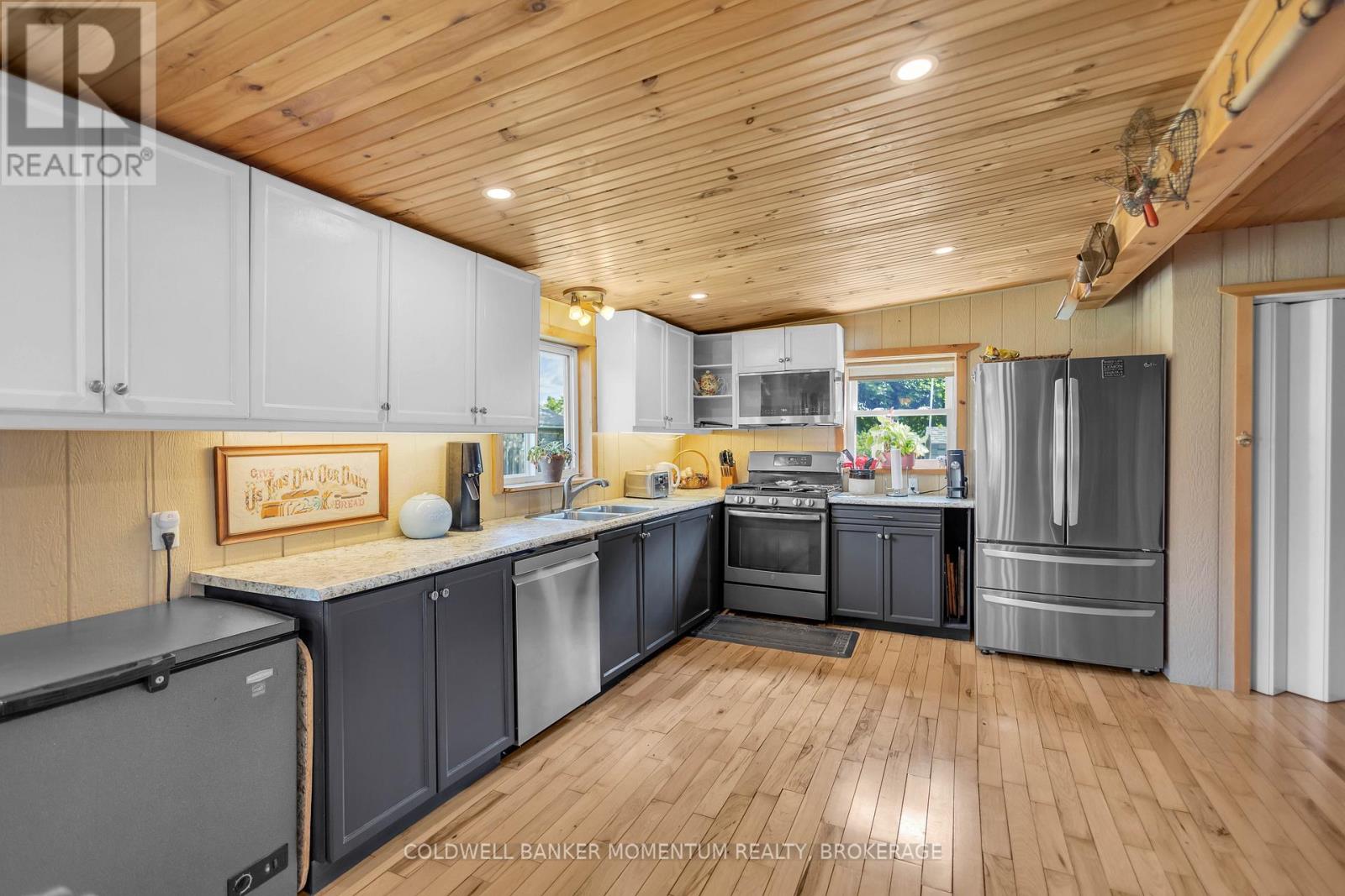 11 Cove Lane, Norfolk, Ontario  N0E 1M0 - Photo 11 - X13458884