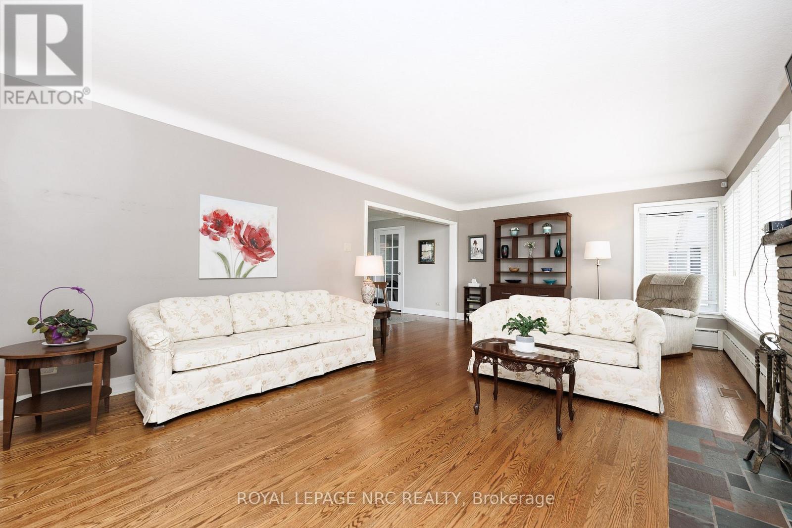 24 Munro Street, Thorold, Ontario  L2V 2V8 - Photo 11 - X13459896