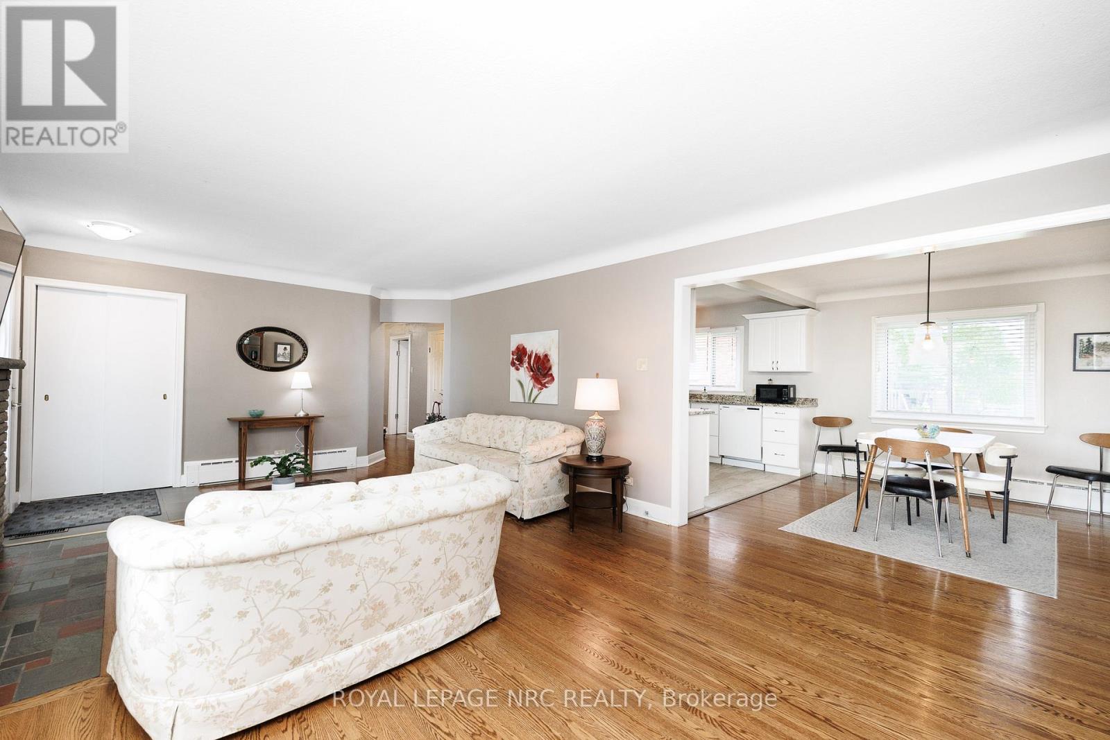 24 Munro Street, Thorold, Ontario  L2V 2V8 - Photo 13 - X13459896