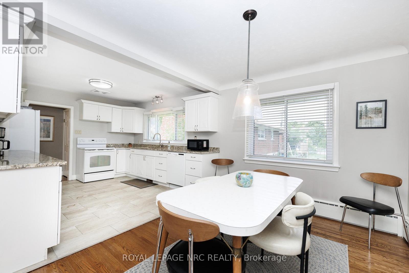 24 Munro Street, Thorold, Ontario  L2V 2V8 - Photo 15 - X13459896