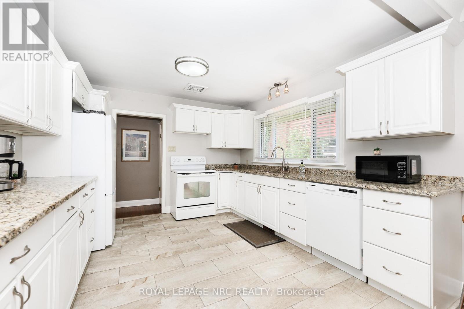 24 Munro Street, Thorold, Ontario  L2V 2V8 - Photo 16 - X13459896