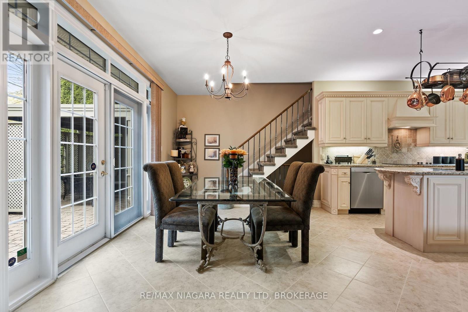9 Lucia Court, Niagara-On-The-Lake, Ontario  L0S 1J0 - Photo 6 - X13460192