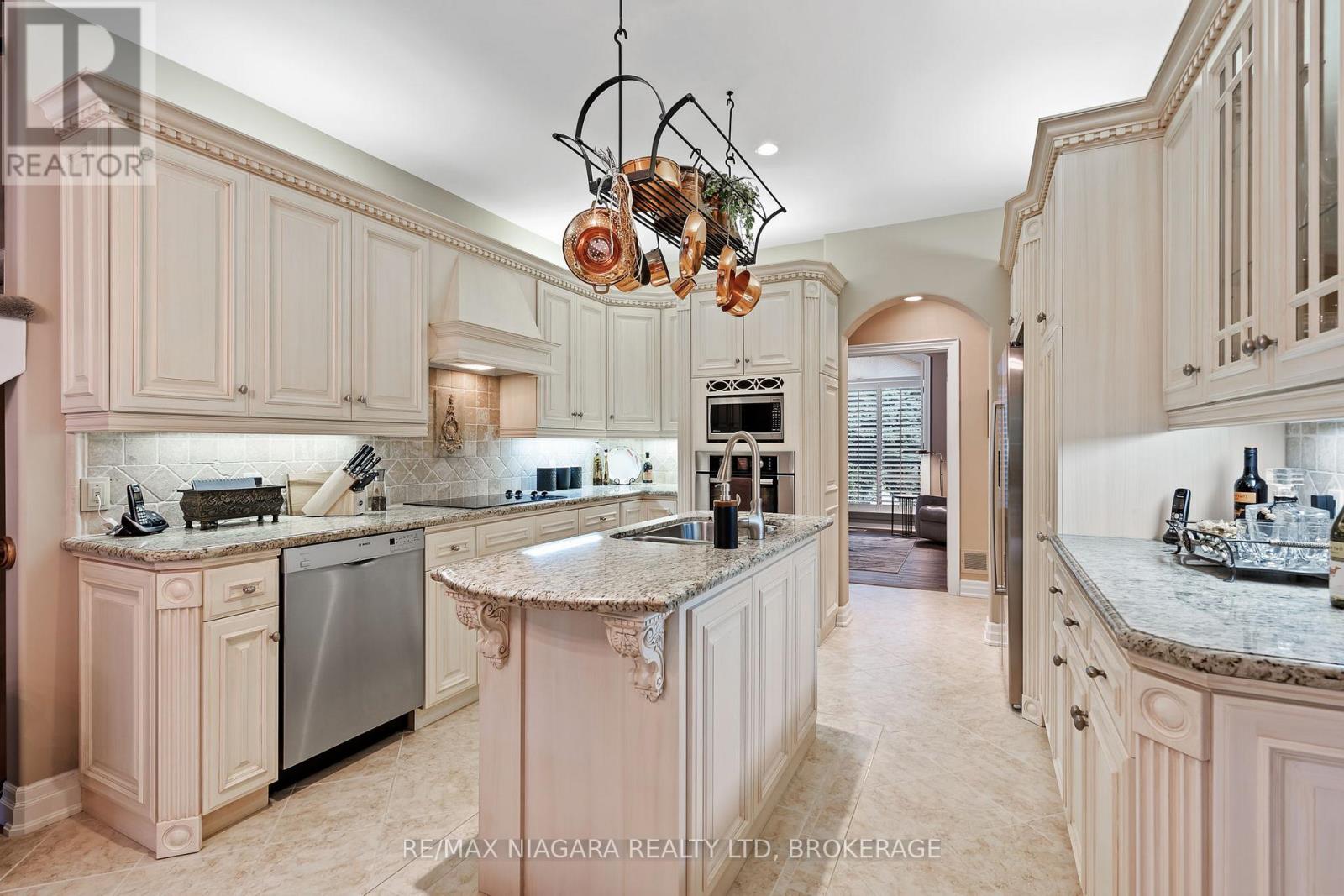 9 Lucia Court, Niagara-On-The-Lake, Ontario  L0S 1J0 - Photo 7 - X13460192