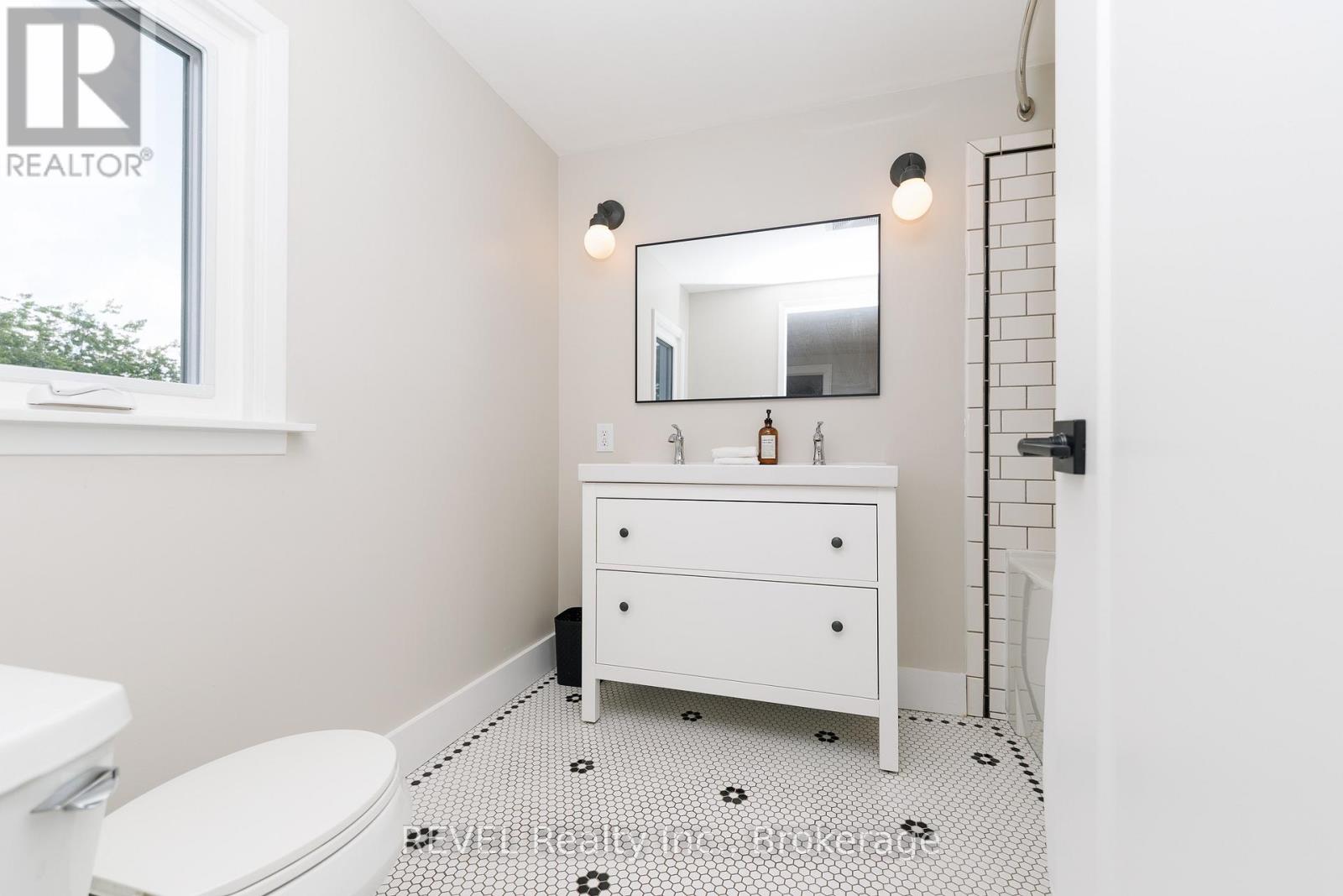 299 First Avenue, Welland, Ontario  L3C 1Z1 - Photo 30 - X13460206