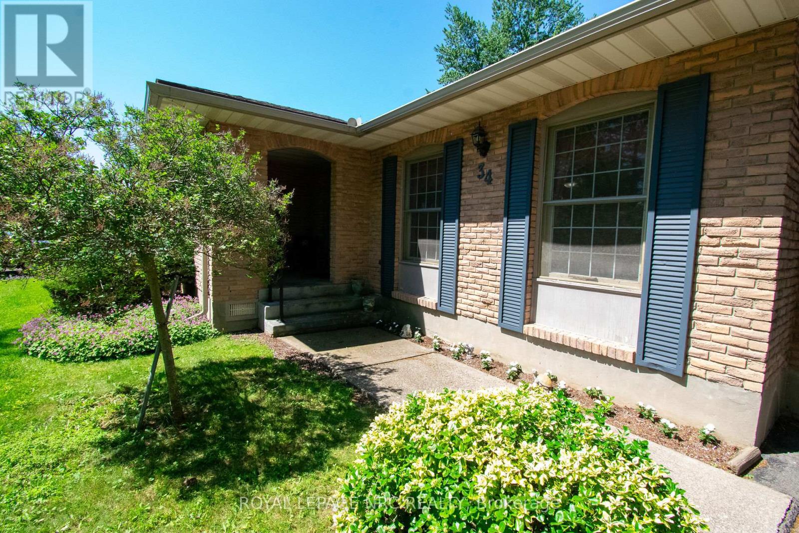 34 Woodington Place, Welland, Ontario  L3C 2J2 - Photo 3 - X13461100