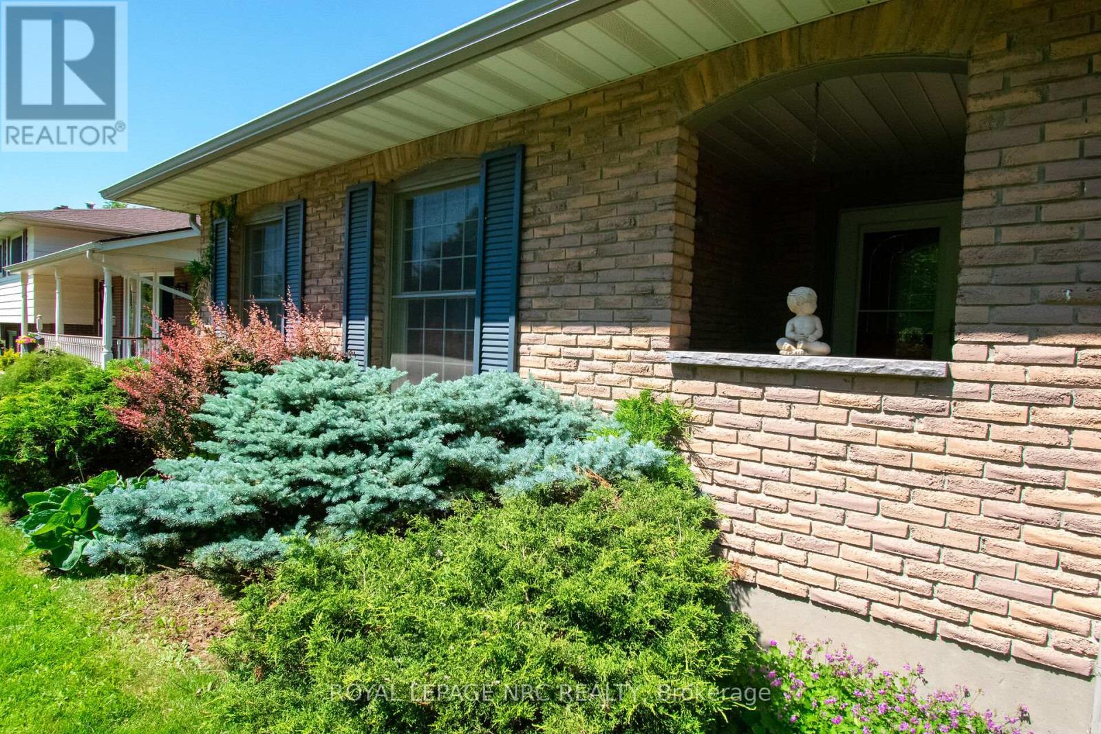 34 Woodington Place, Welland, Ontario  L3C 2J2 - Photo 4 - X13461100