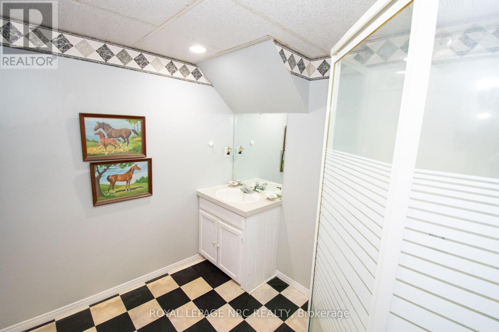 34 Woodington Place, Welland, Ontario  L3C 2J2 - Photo 45 - X13461100