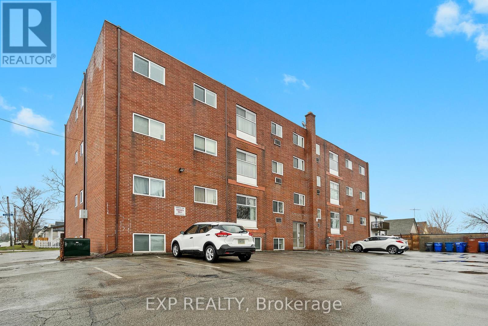 4663 Huron Street, Niagara Falls, Ontario  L2E 2H7 - Photo 2 - X13461400