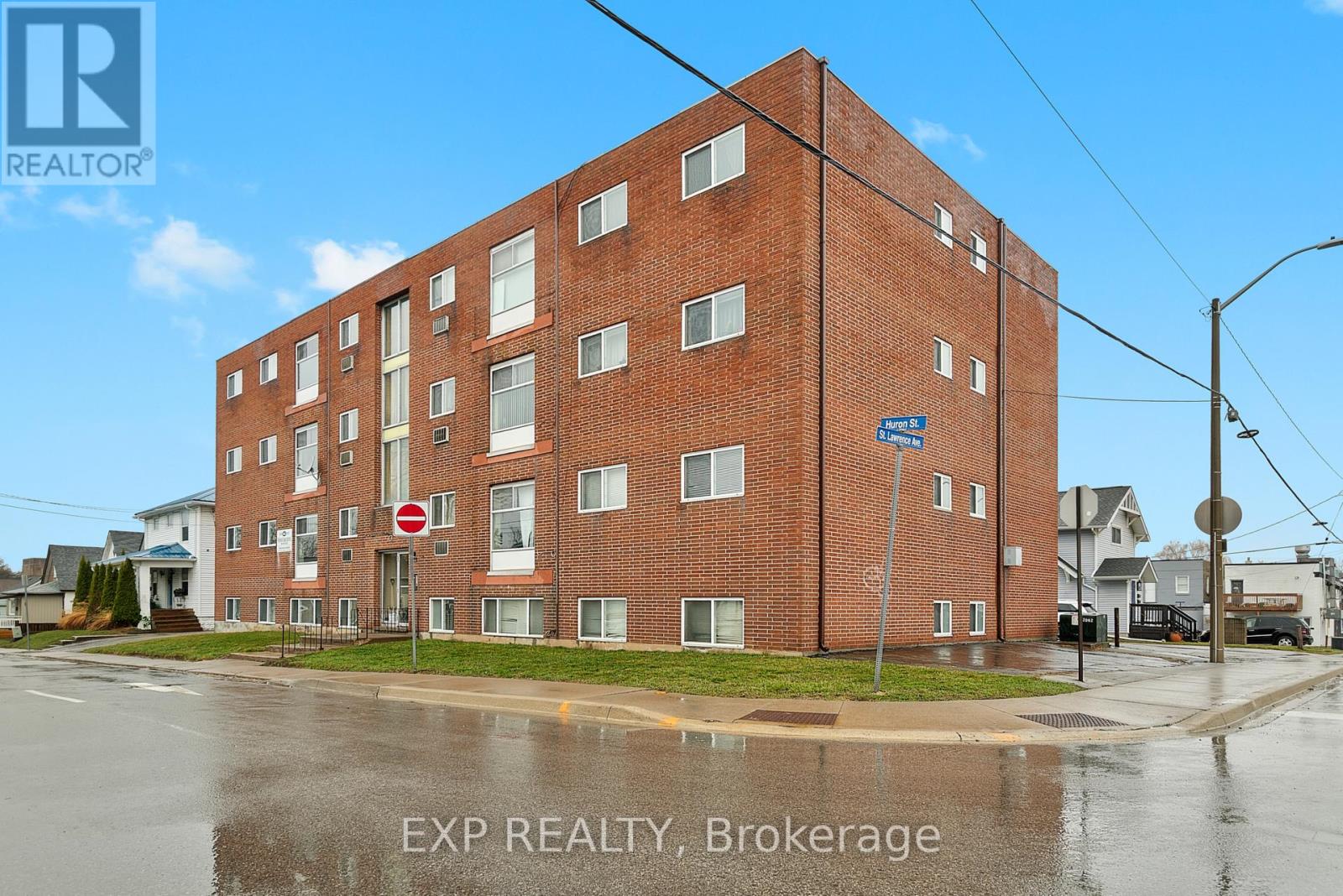 4663 Huron Street, Niagara Falls, Ontario  L2E 2H7 - Photo 3 - X13461400