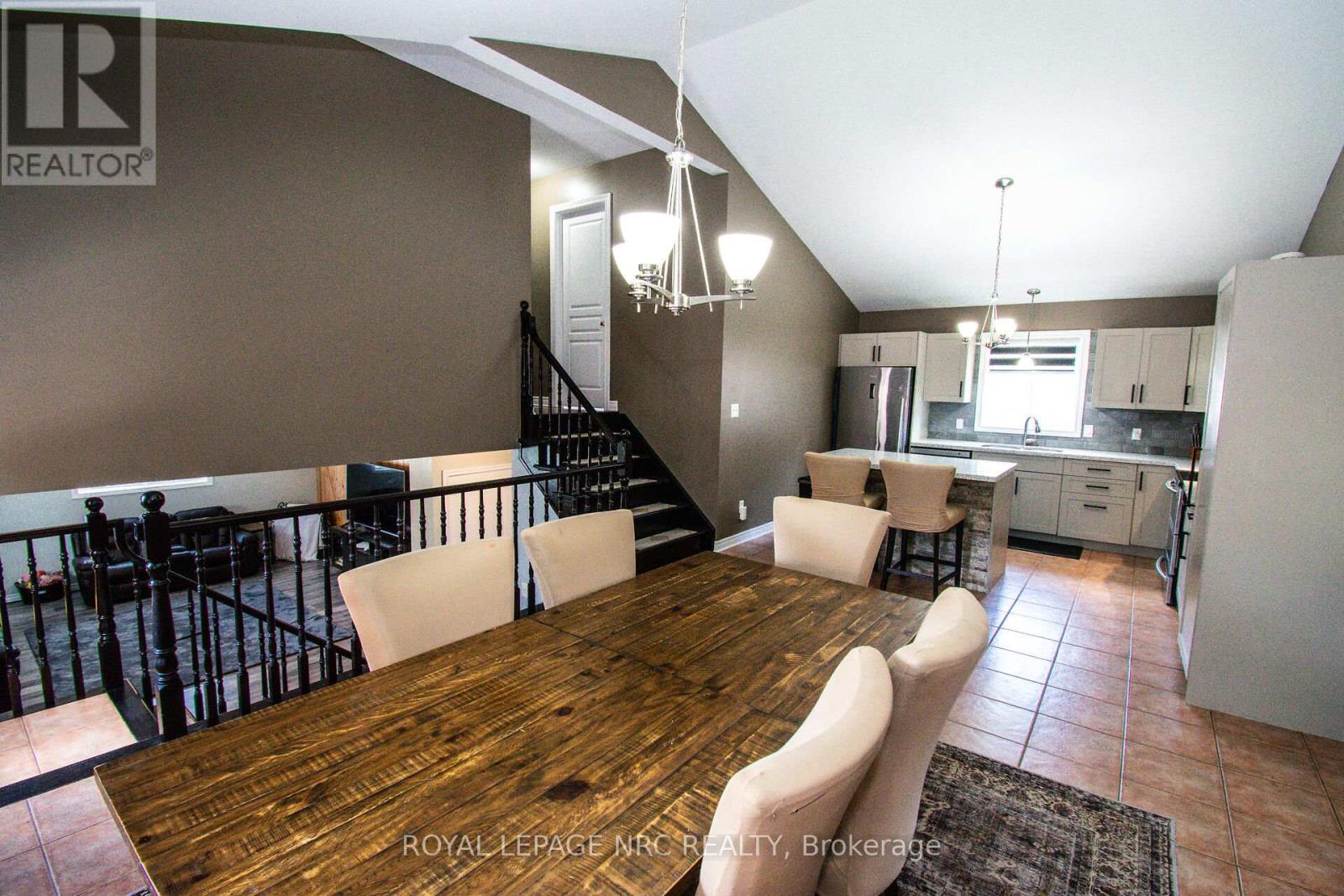 15 Arlene Street, St. Catharines, Ontario  L2S 4C9 - Photo 12 - X13461780