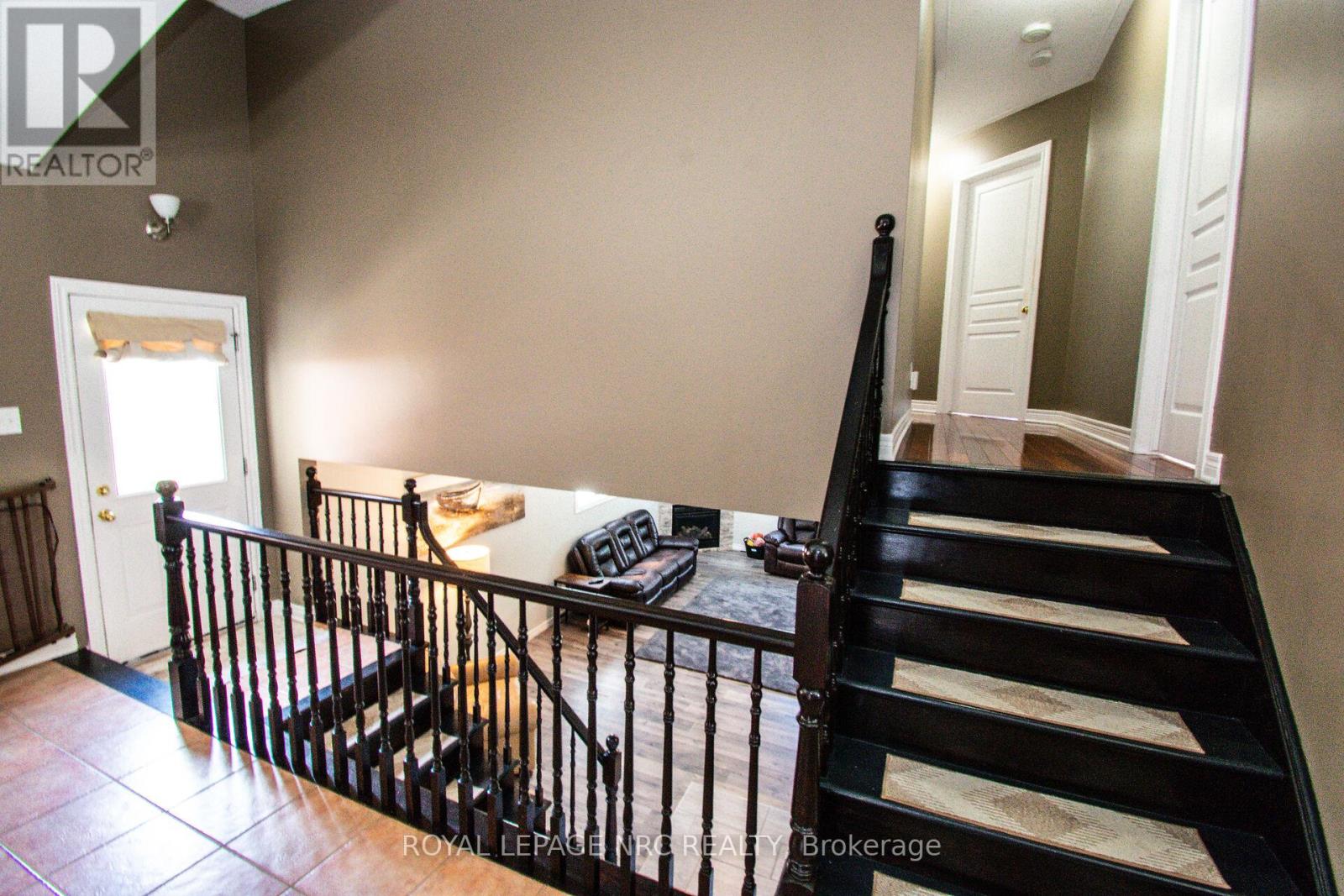 15 Arlene Street, St. Catharines, Ontario  L2S 4C9 - Photo 13 - X13461780