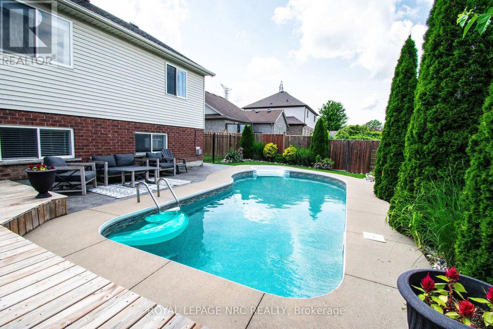 15 Arlene Street, St. Catharines, Ontario  L2S 4C9 - Photo 36 - X13461780