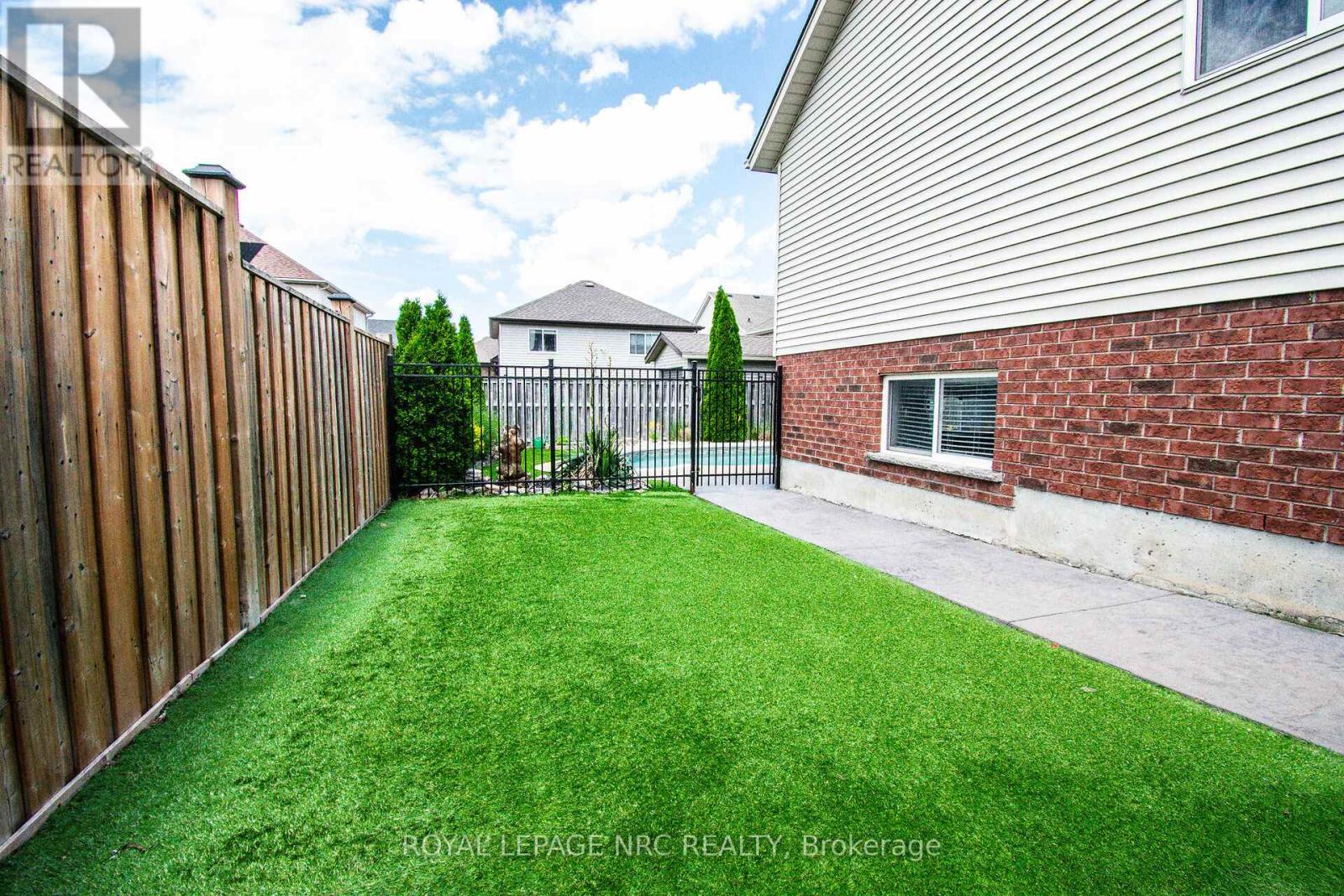 15 Arlene Street, St. Catharines, Ontario  L2S 4C9 - Photo 38 - X13461780