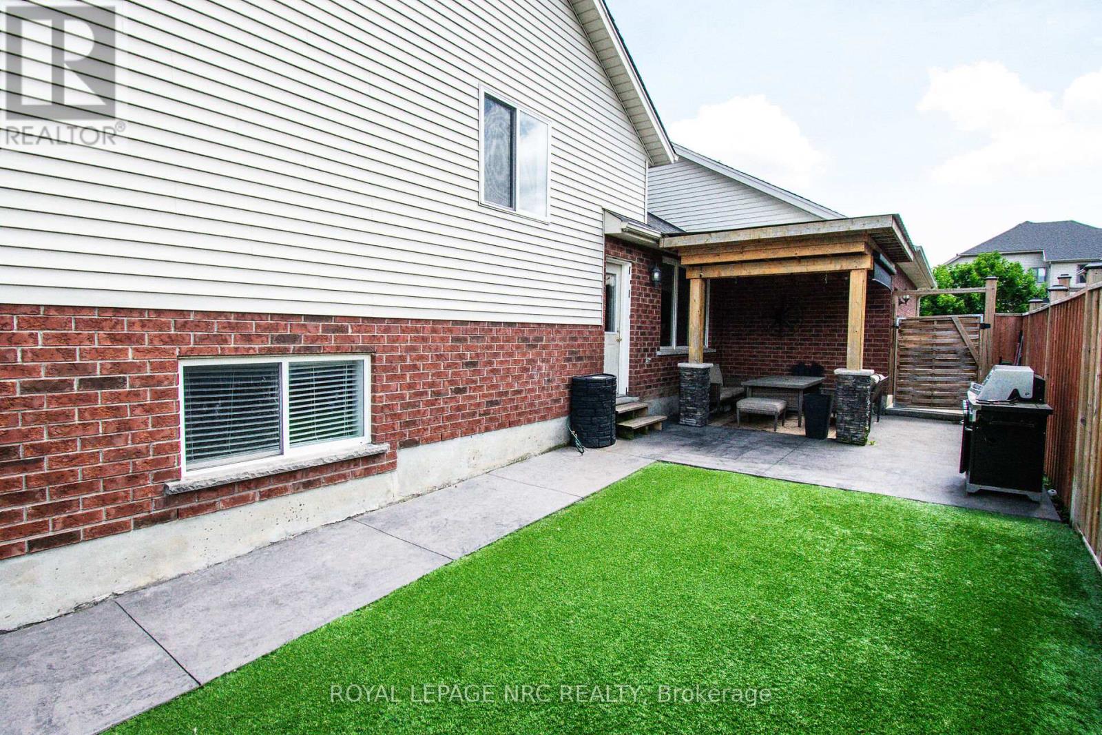 15 Arlene Street, St. Catharines, Ontario  L2S 4C9 - Photo 40 - X13461780