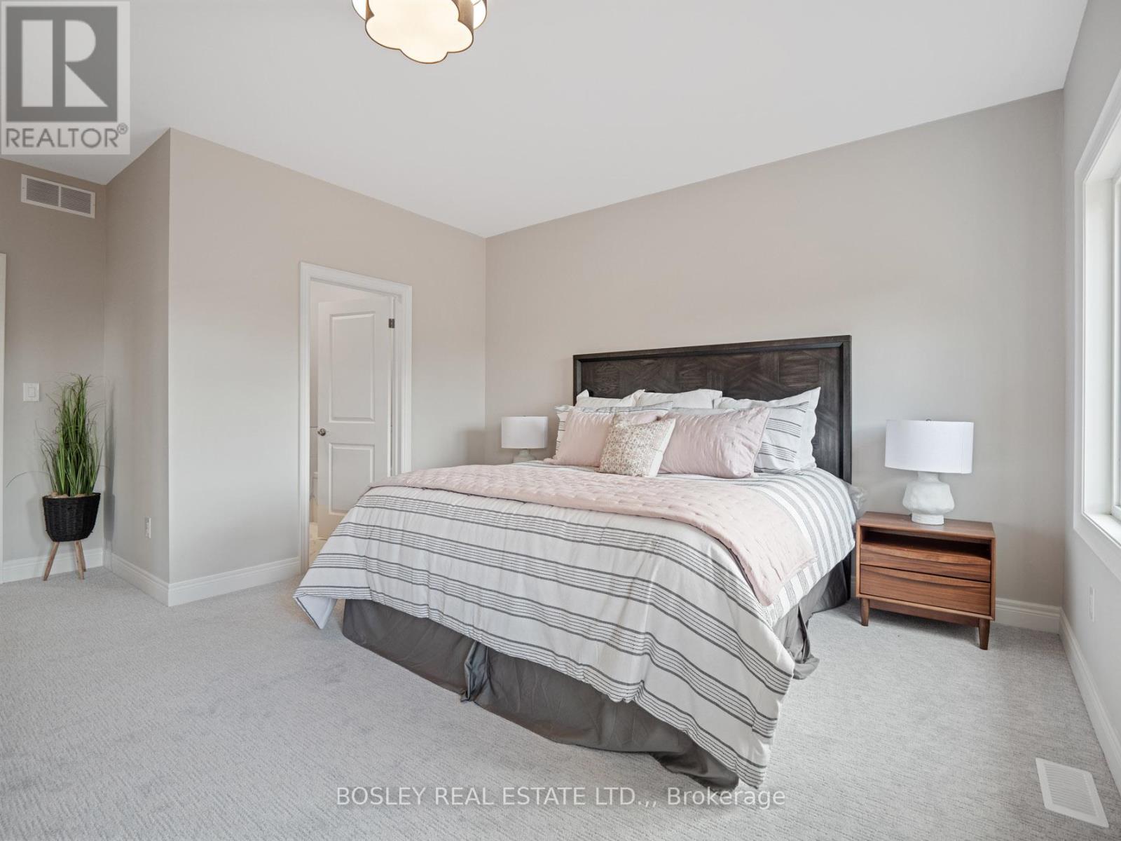 505 Royal Ridge Drive, Fort Erie, Ontario  L0S 1N0 - Photo 17 - X13461974