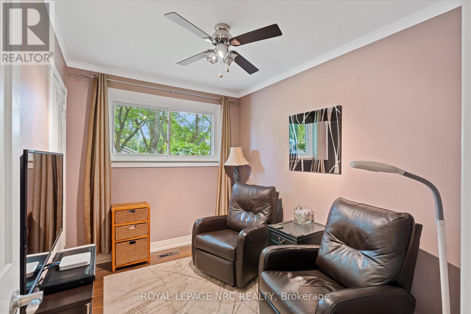 10 Wakelin Terrace, St. Catharines, Ontario  L2M 4K3 - Photo 13 - X13462152