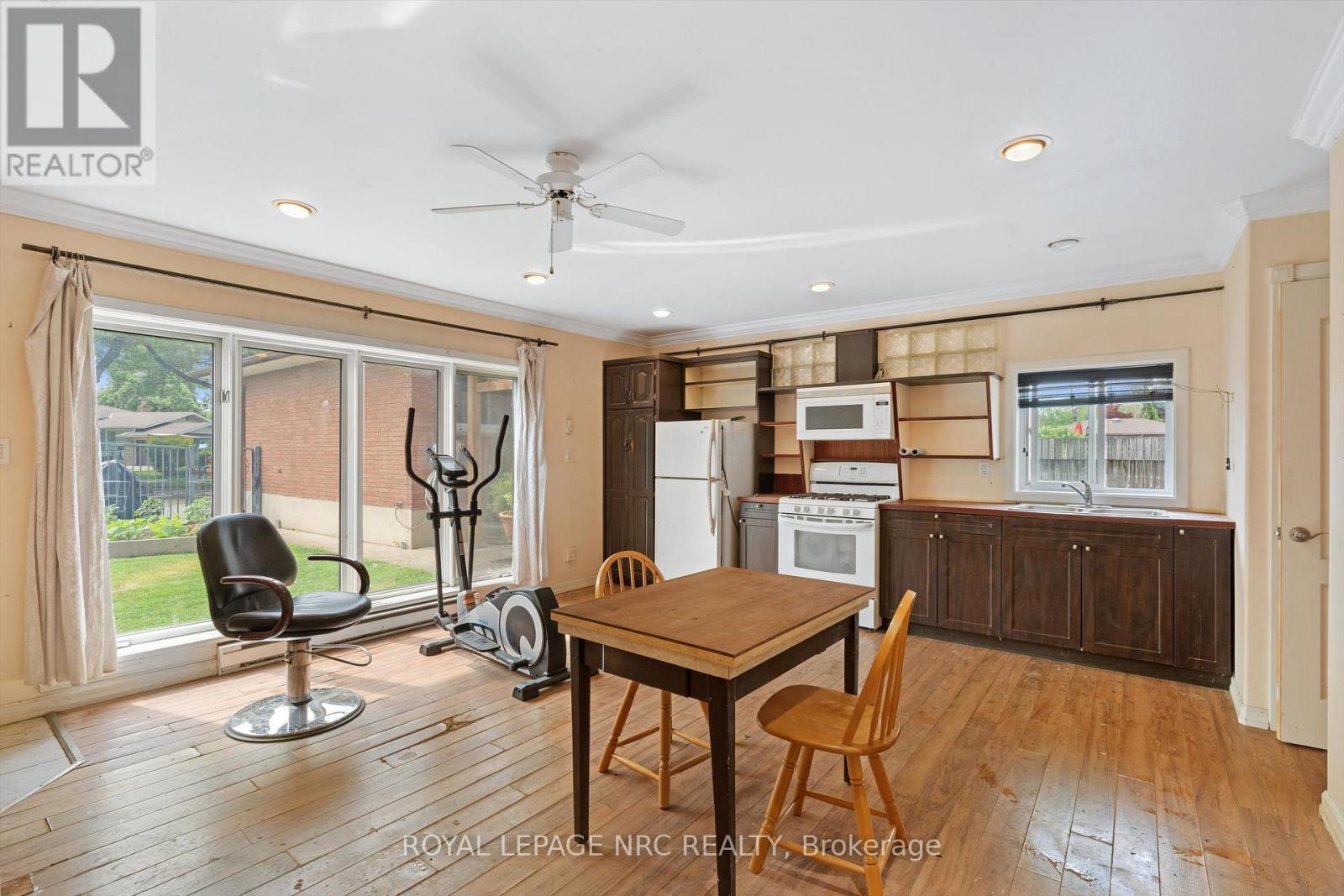10 Wakelin Terrace, St. Catharines, Ontario  L2M 4K3 - Photo 35 - X13462152