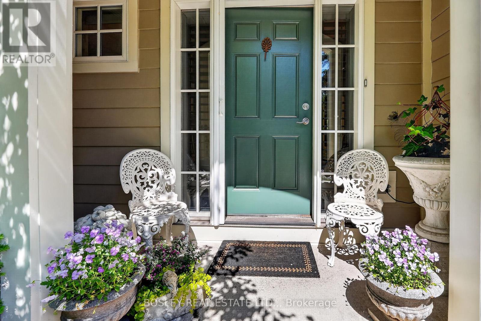 Unit 5 - 175 Queen Street, Niagara-On-The-Lake, Ontario  L0S 1J0 - Photo 2 - X13464028