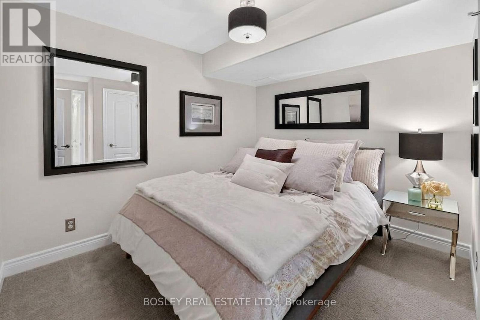 Unit 5 - 175 Queen Street, Niagara-On-The-Lake, Ontario  L0S 1J0 - Photo 37 - X13464028