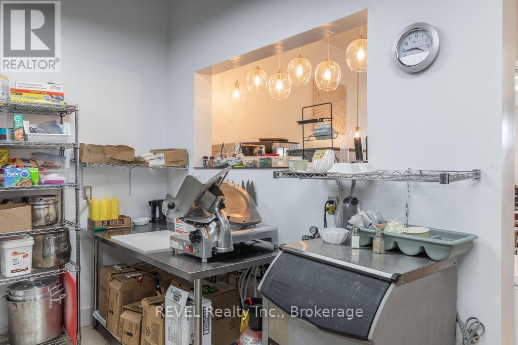 B2 - 344 Glendale Avenue, St. Catharines, Ontario  L2T 4E3 - Photo 18 - X13465150