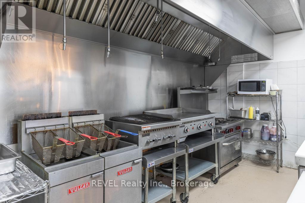 B2 - 344 Glendale Avenue, St. Catharines, Ontario  L2T 4E3 - Photo 19 - X13465150