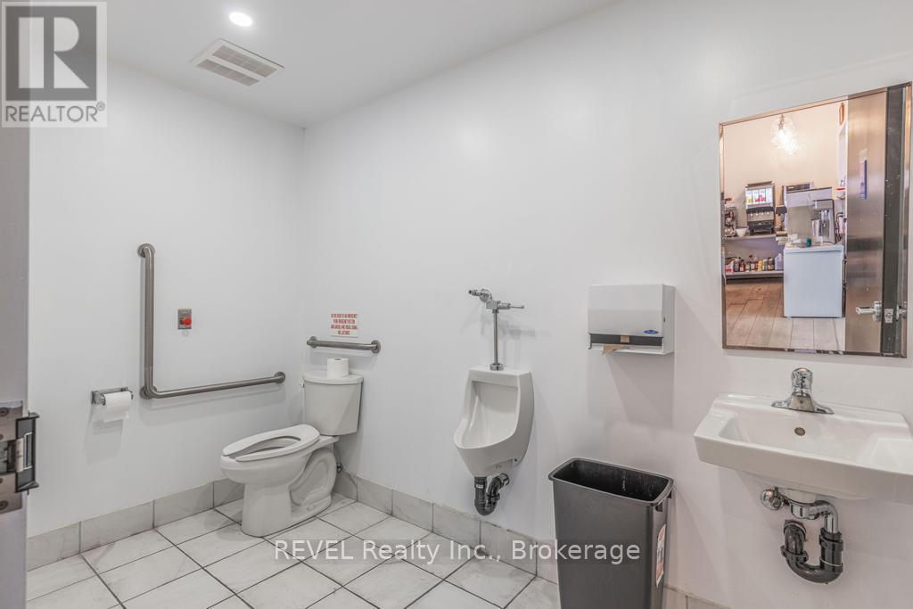 B2 - 344 Glendale Avenue, St. Catharines, Ontario  L2T 4E3 - Photo 22 - X13465150