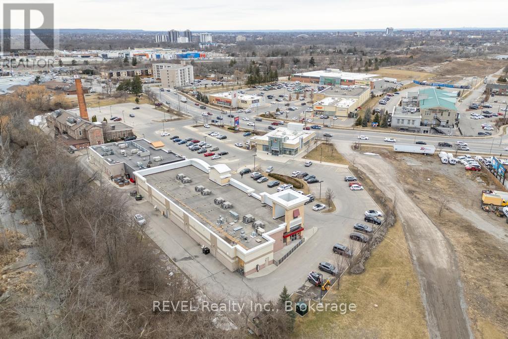 B2 - 344 Glendale Avenue, St. Catharines, Ontario  L2T 4E3 - Photo 4 - X13465150