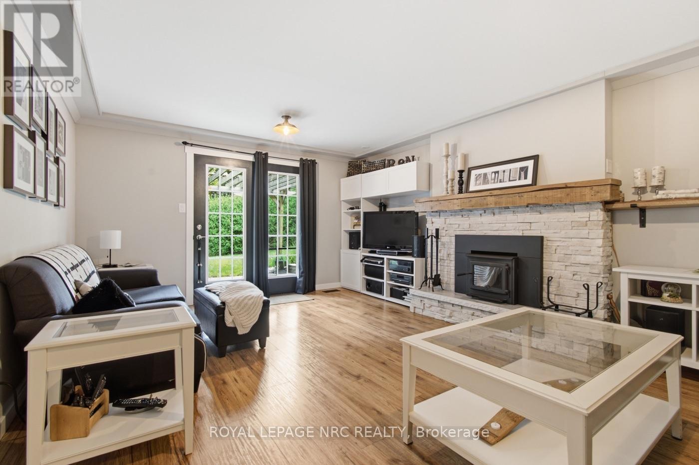 37 Spruceside Crescent, Pelham, Ontario  L3E 0G1 - Photo 21 - X13465252