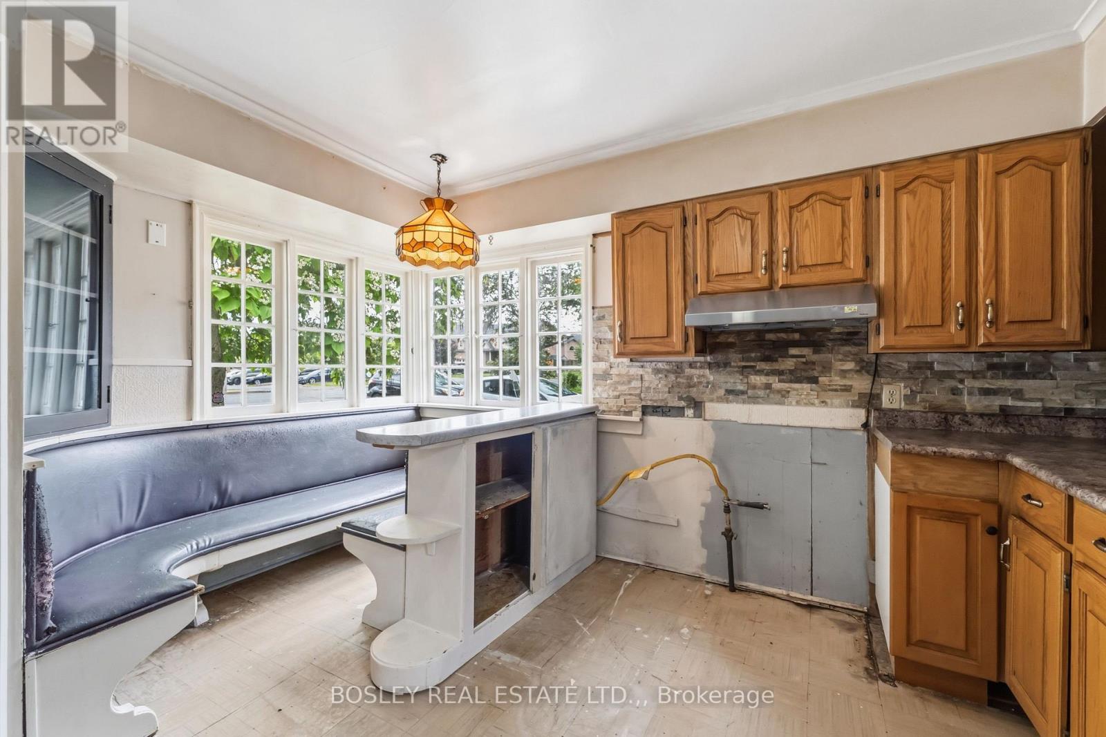230 Pelham Road, St. Catharines, Ontario  L2S 1X6 - Photo 5 - X13465510