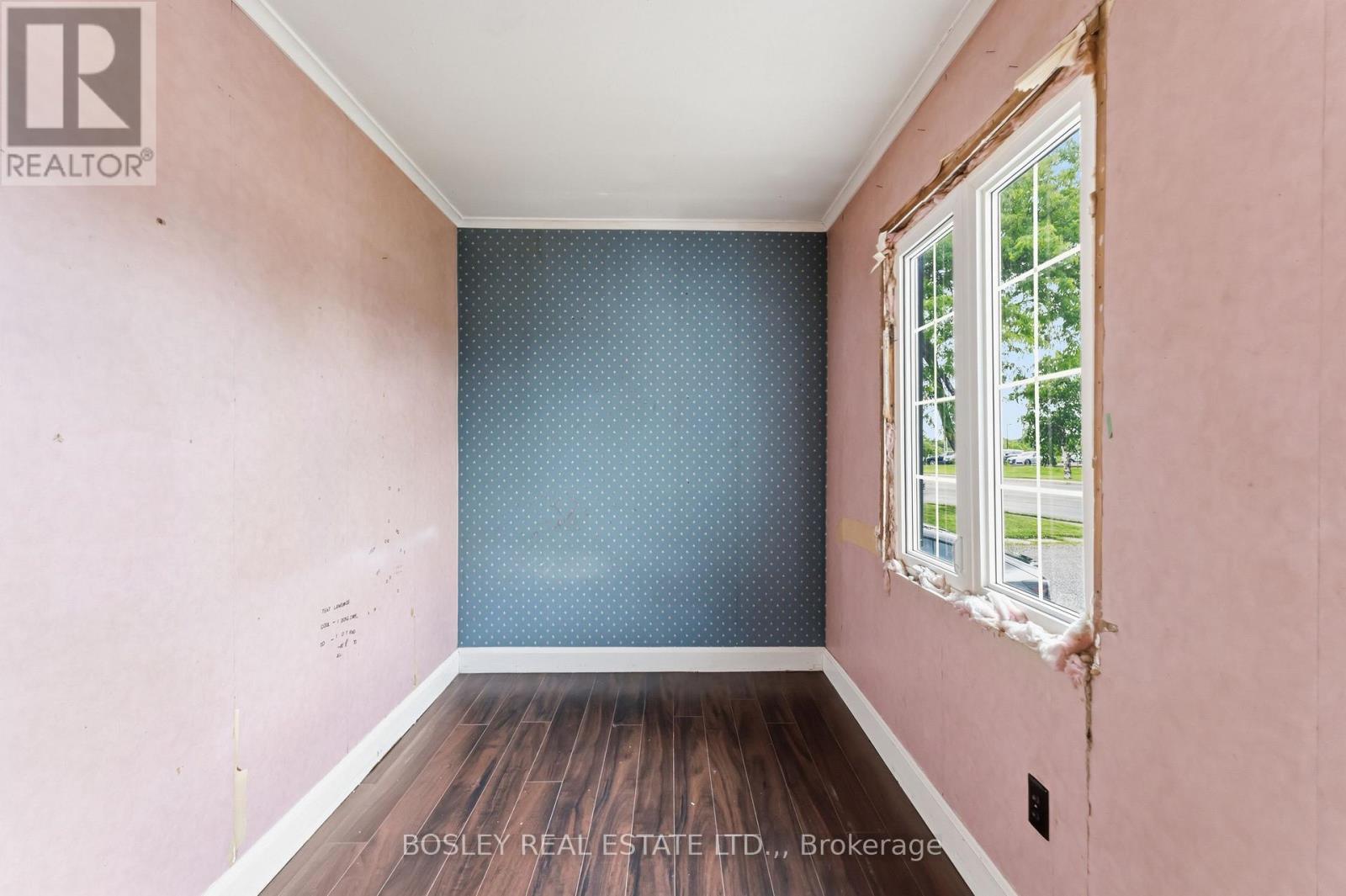 230 Pelham Road, St. Catharines, Ontario  L2S 1X6 - Photo 7 - X13465510
