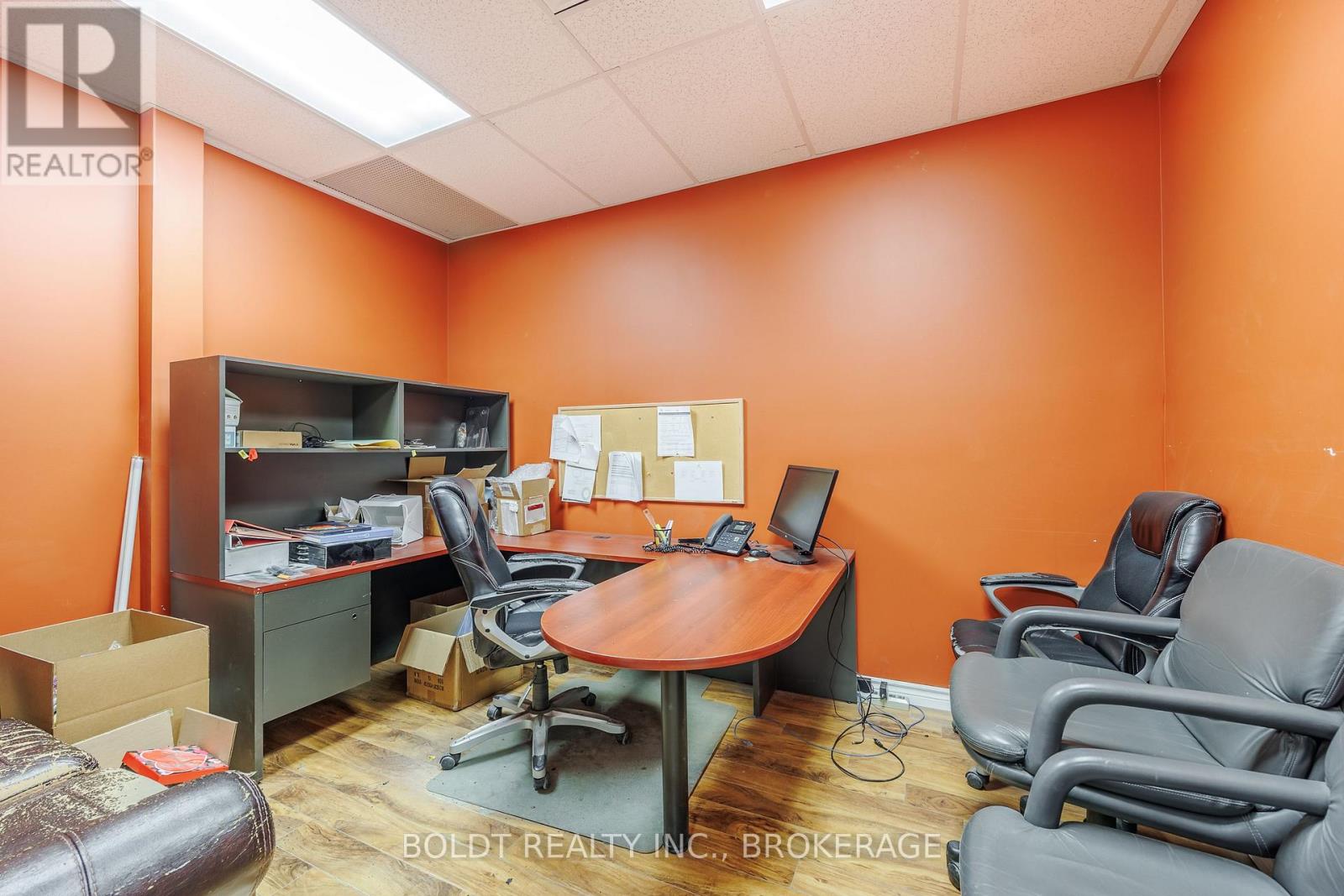 120 - 325 Welland Avenue, St. Catharines, Ontario  L2R 2R2 - Photo 10 - X13466706
