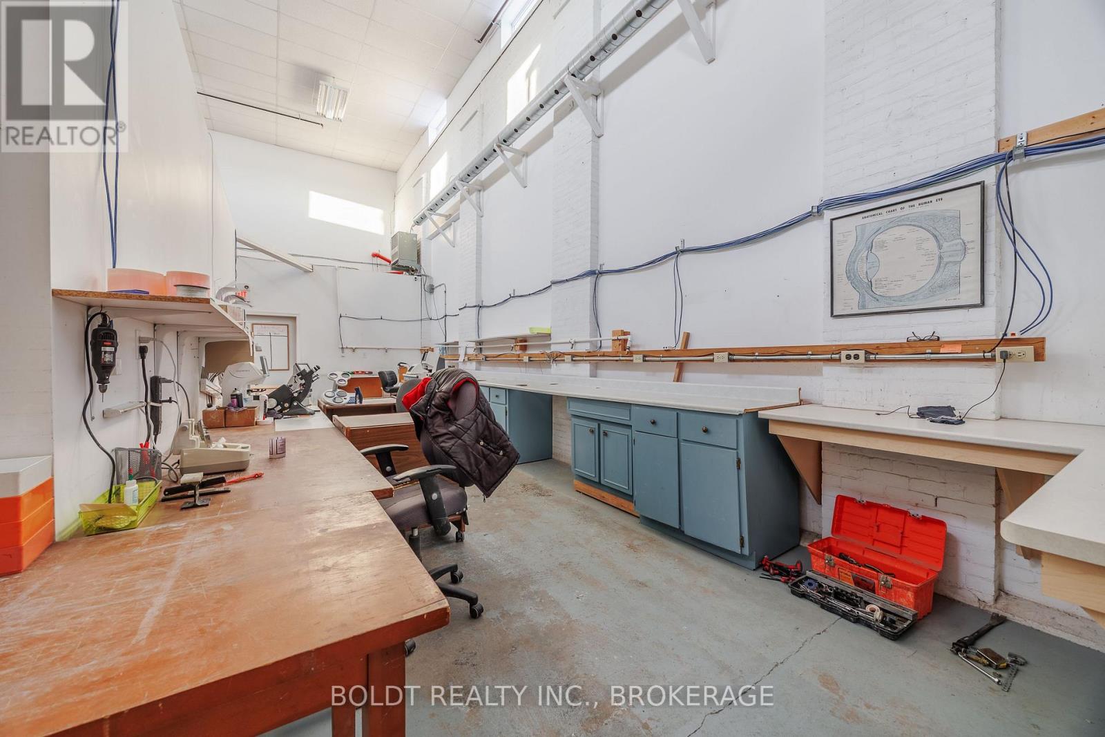 120 - 325 Welland Avenue, St. Catharines, Ontario  L2R 2R2 - Photo 15 - X13466706