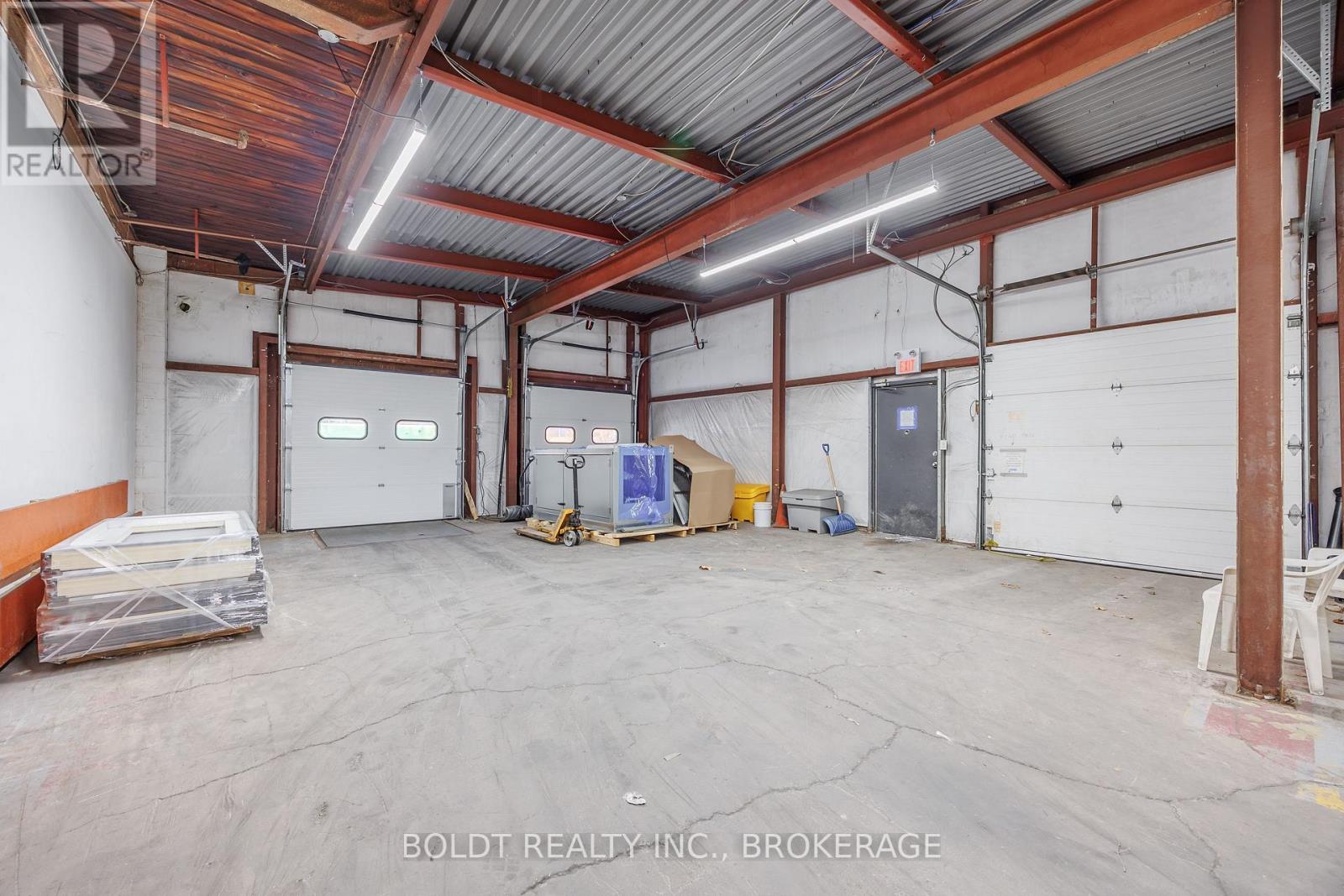 120 - 325 Welland Avenue, St. Catharines, Ontario  L2R 2R2 - Photo 21 - X13466706
