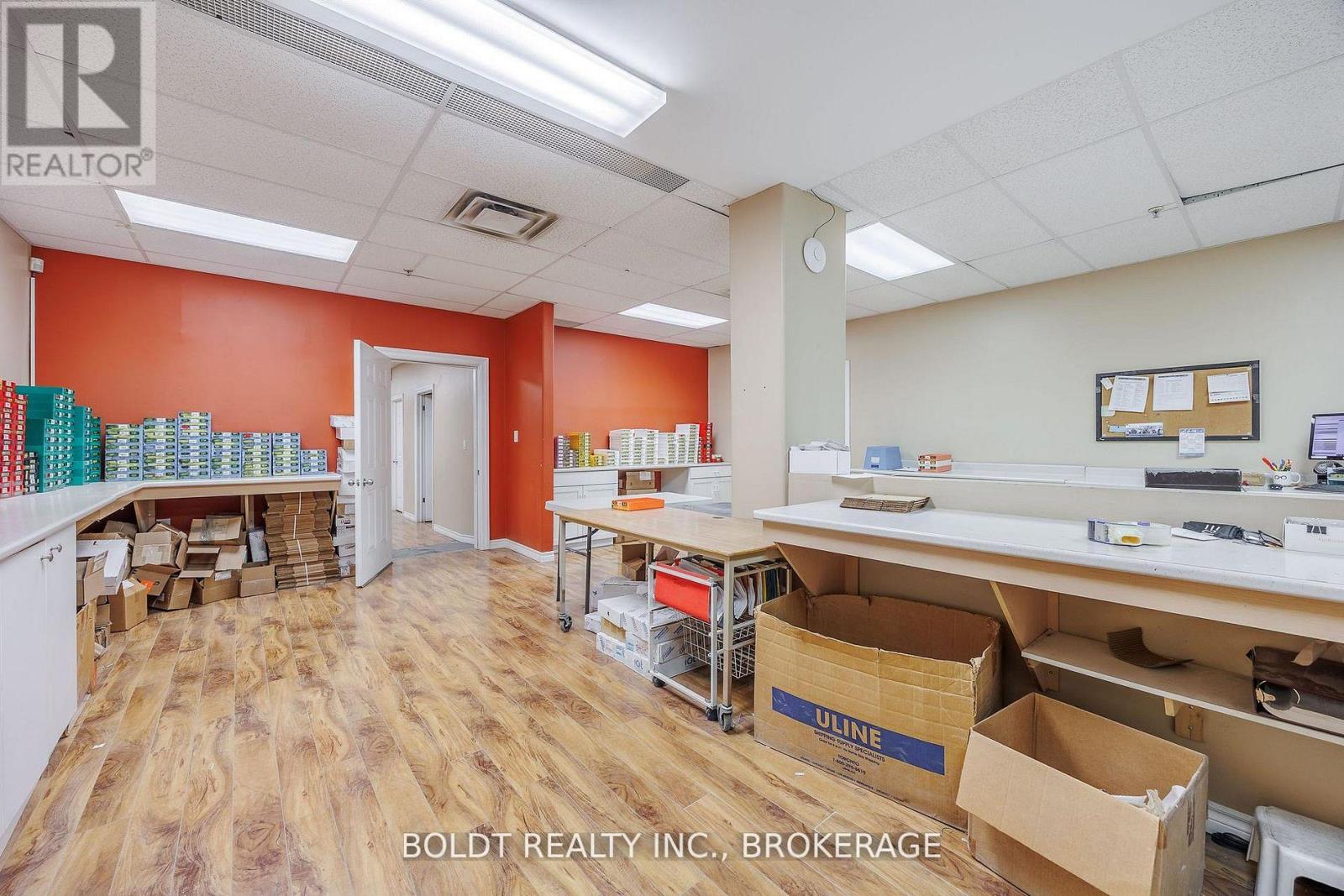 120 - 325 Welland Avenue, St. Catharines, Ontario  L2R 2R2 - Photo 8 - X13466706