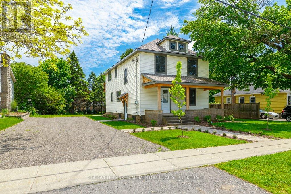 1105 Haist Street, Pelham, Ontario  L0S 1E2 - Photo 2 - X13467226