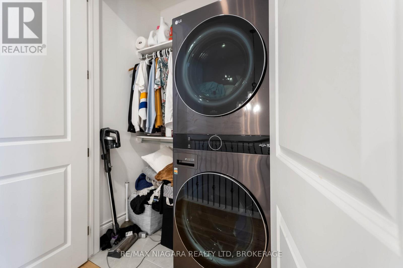 15 Arbourvale Common Road, St. Catharines, Ontario  L2T 3B7 - Photo 27 - X13467316