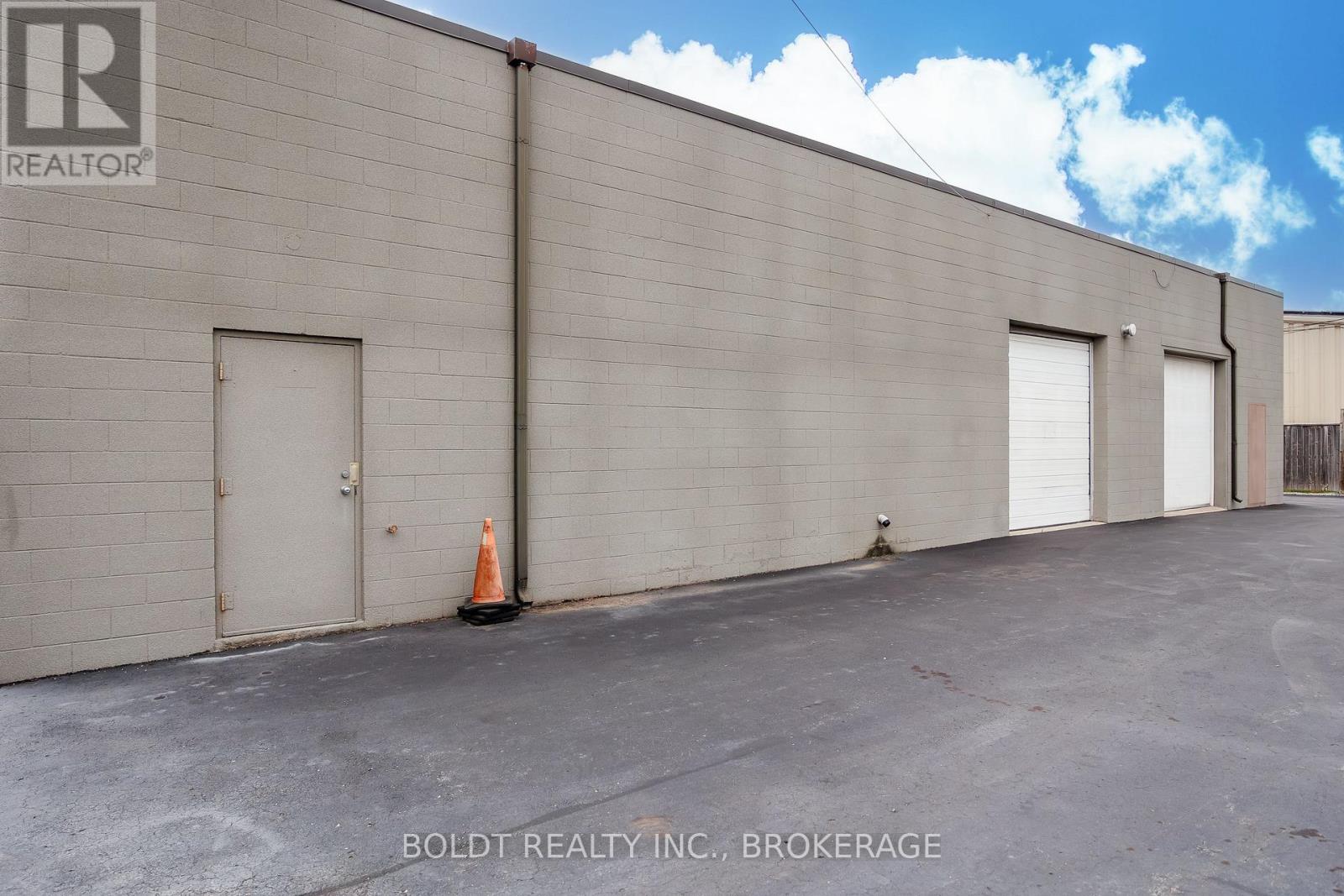 #13 Lower Unit - 13-15 Secord Drive, St. Catharines, Ontario  L2N 1K9 - Photo 15 - X13467750